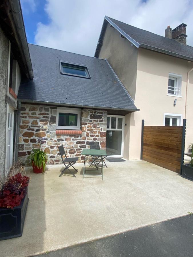 Gite Avec Chambre Mezzanine Pour 2 Pers Bréhal Exterior photo